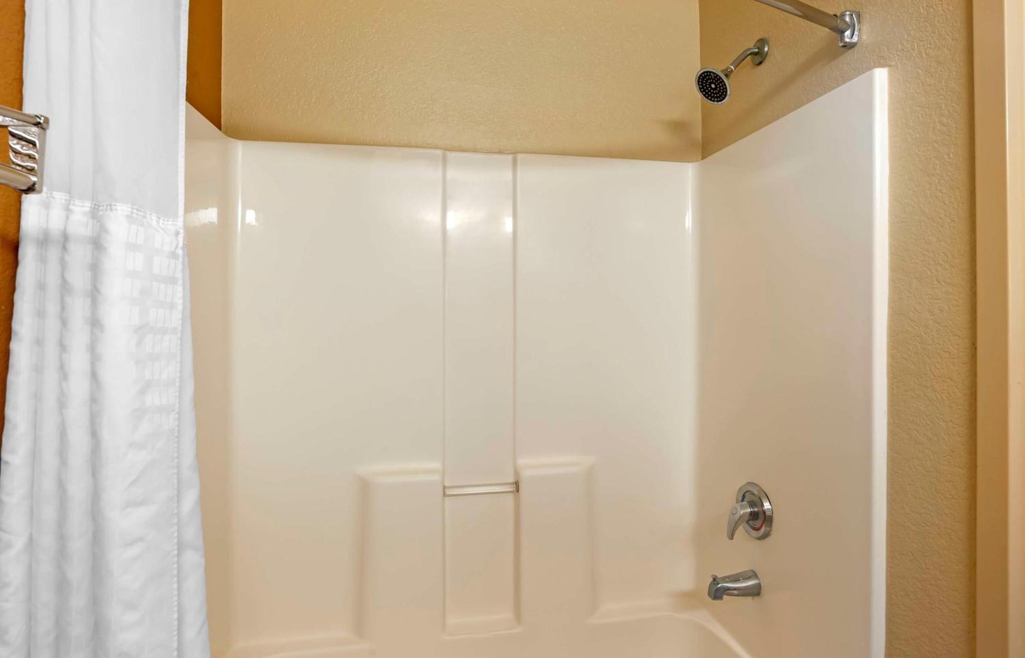 Extended Stay America Suites - San Diego - Mission Valley - Stadium Buitenkant foto