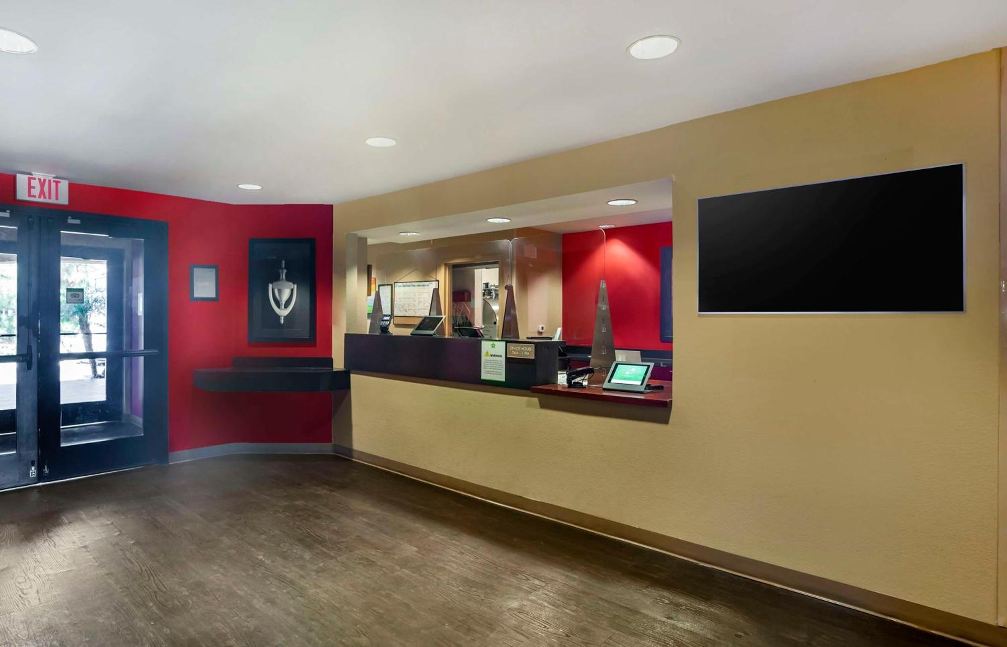 Extended Stay America Suites - San Diego - Mission Valley - Stadium Buitenkant foto