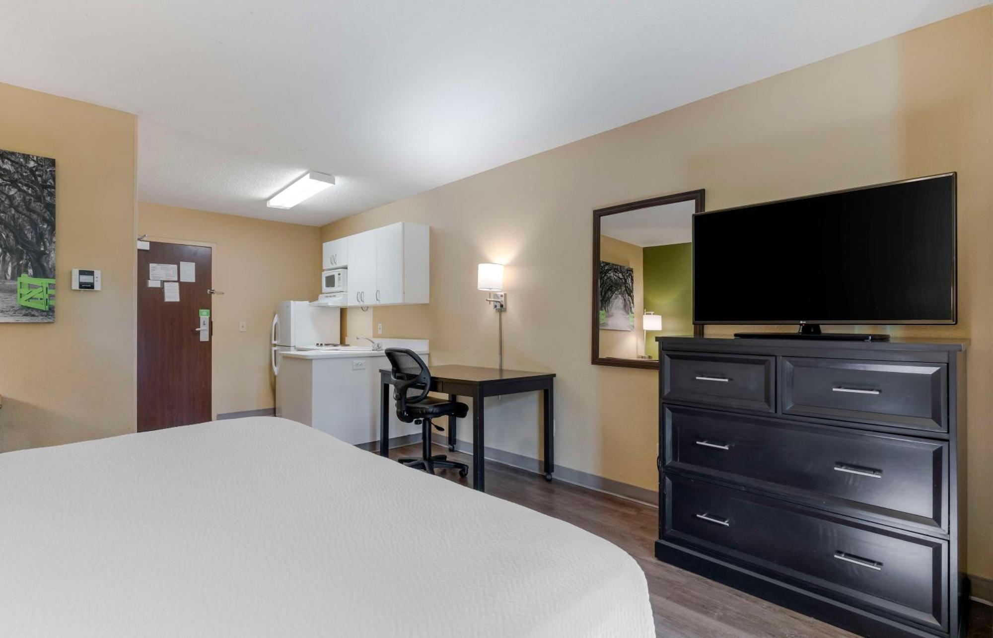 Extended Stay America Suites - San Diego - Mission Valley - Stadium Buitenkant foto