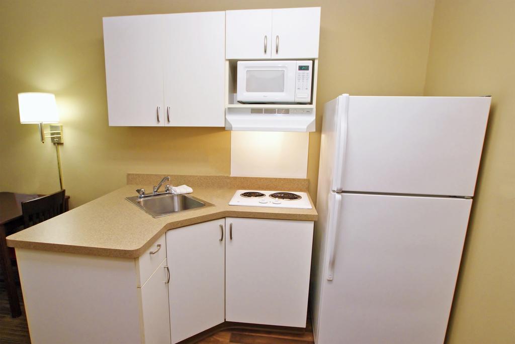 Extended Stay America Suites - San Diego - Mission Valley - Stadium Buitenkant foto