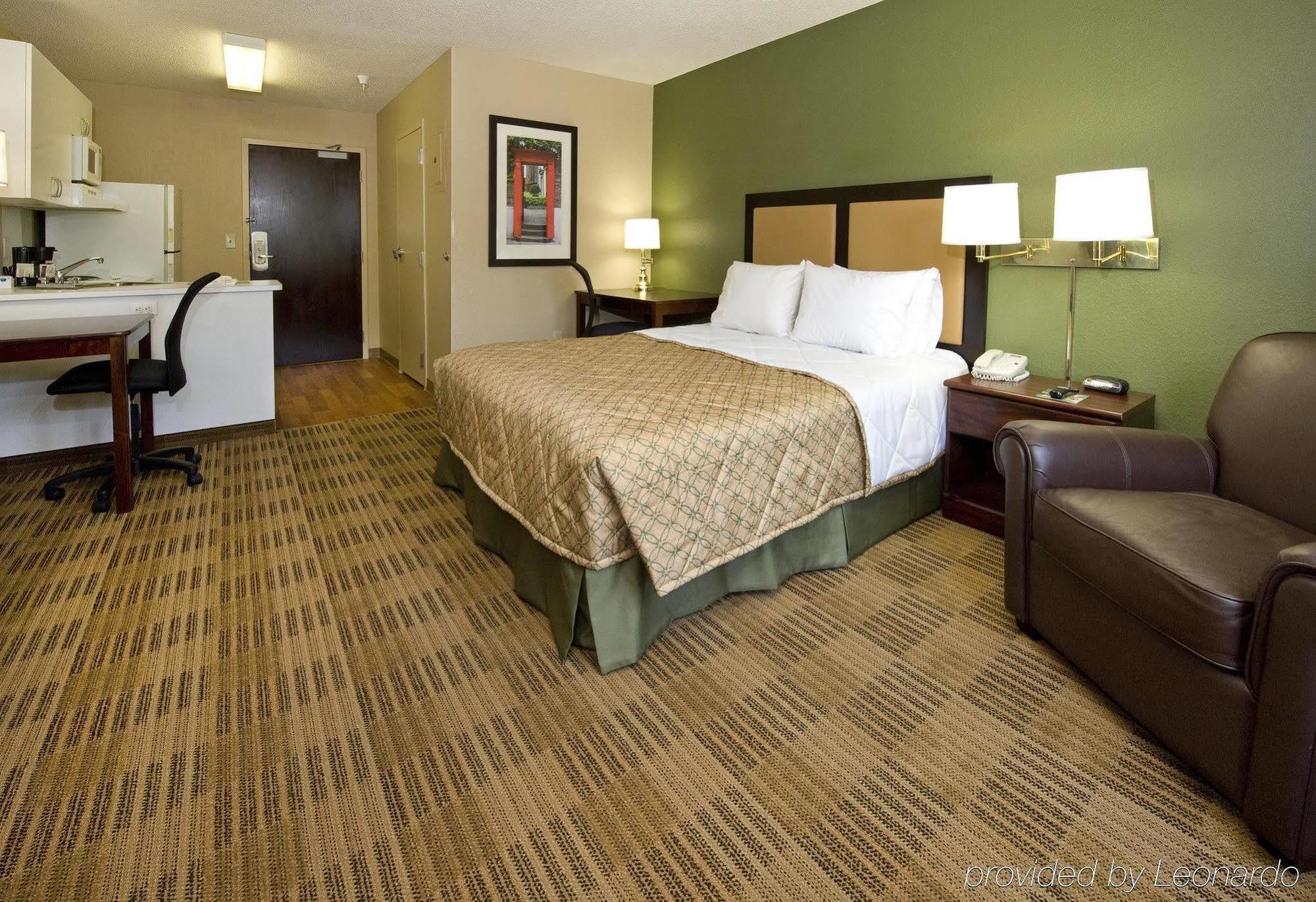 Extended Stay America Suites - San Diego - Mission Valley - Stadium Buitenkant foto