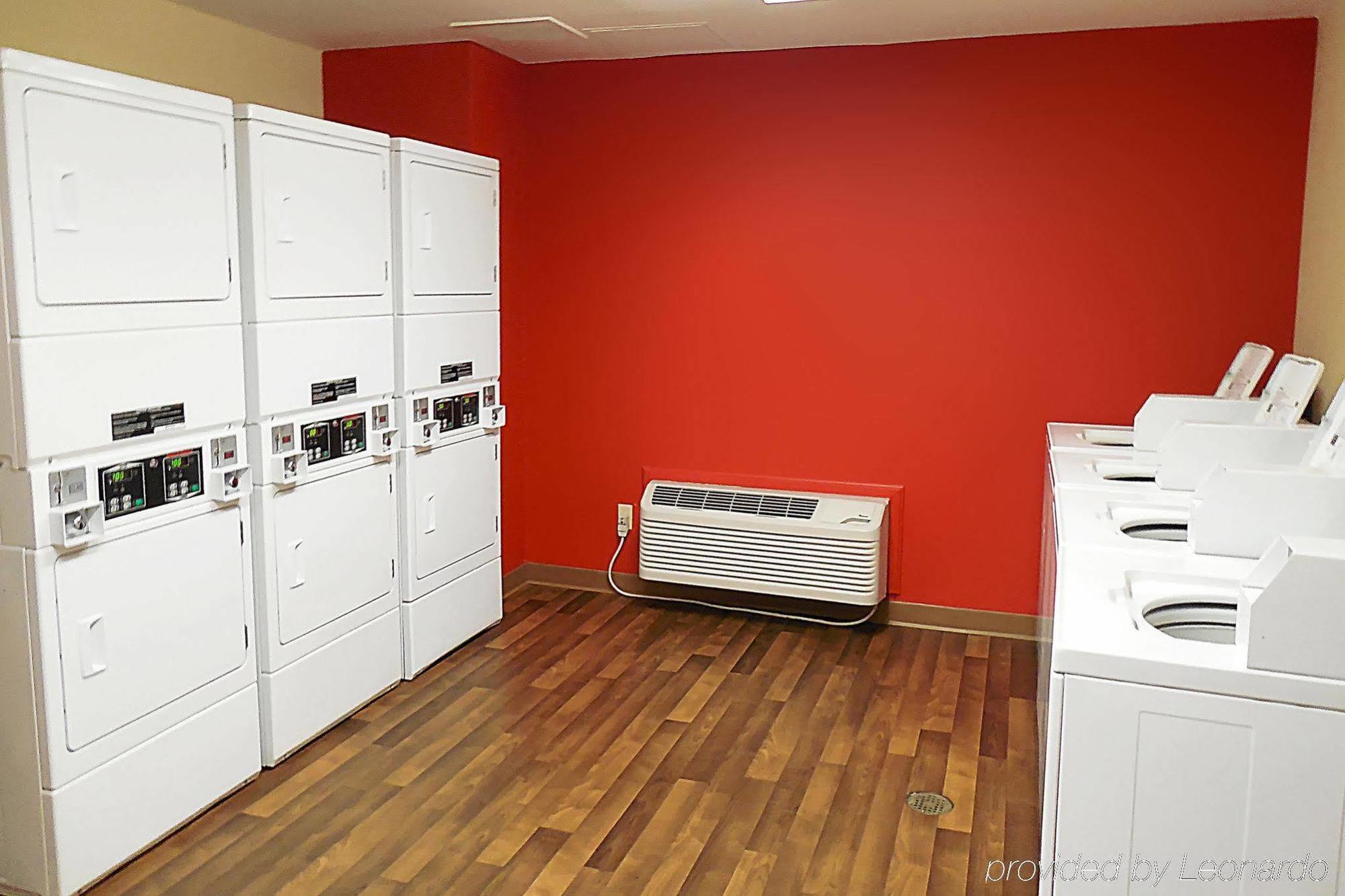 Extended Stay America Suites - San Diego - Mission Valley - Stadium Buitenkant foto